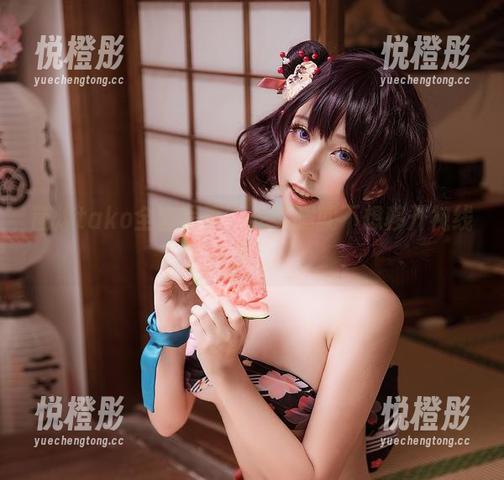 菌烨tako 菌烨tako全套写真,光看腿就不想移开视线了。