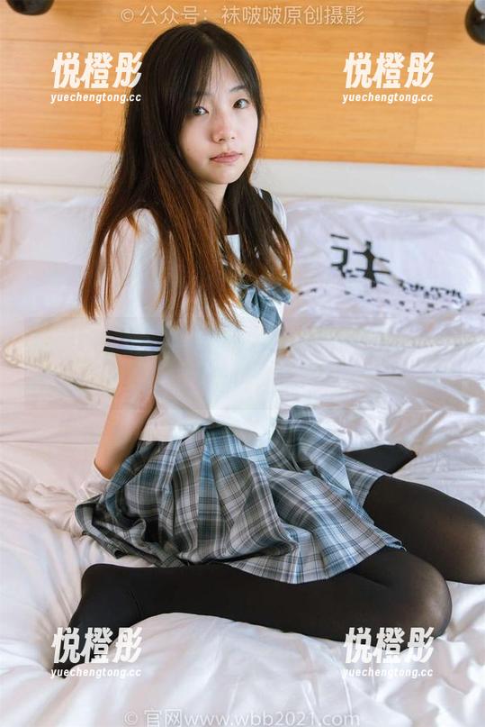 袜啵啵 - 借着女仆的名义，甜甜圈带来的精选搞怪图