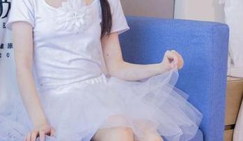 袜啵啵 – 拯救你的无聊！芝士女孩原图穿越更新，绝不平凡