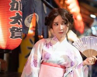 超级小禾儿的夏天作品集，原图多了一点怀旧，像翻开旧相册的那种感觉。