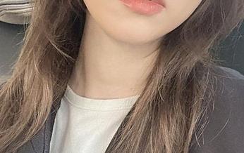奶牛图包，闪月半的完美角色演绎，不愧是个能驾驭牛奶的女神。