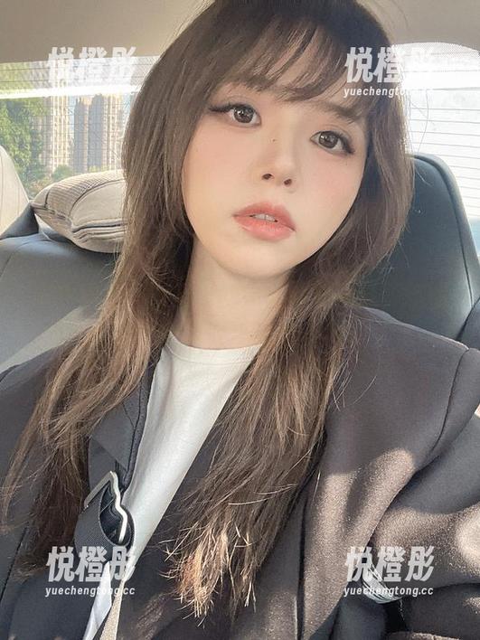 闪月半 奶牛图包,闪月半的完美角色演绎,不愧是个能驾驭牛奶的女神。